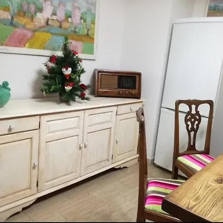 아파트 Bosi's Art House - 5 Mins To Center *